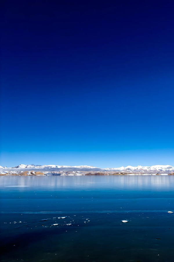 LakeKarakul tajikistan